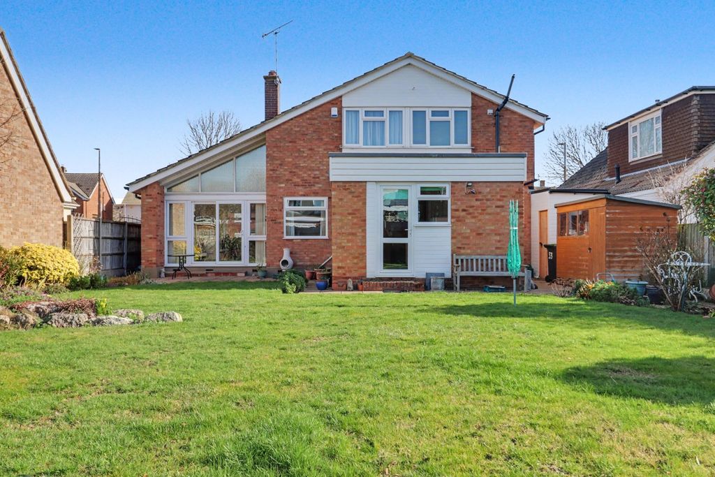 Property photo 3 of 17