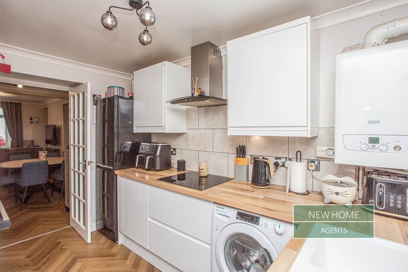 Property photo 2 of 21 Photo 19