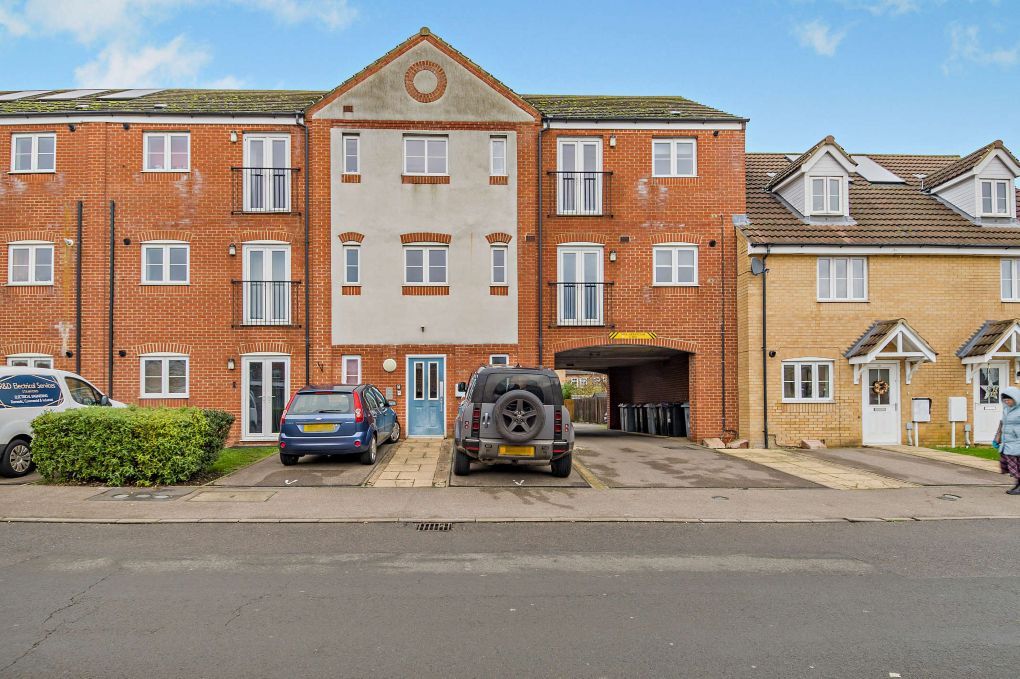 Property photo 1 of 12