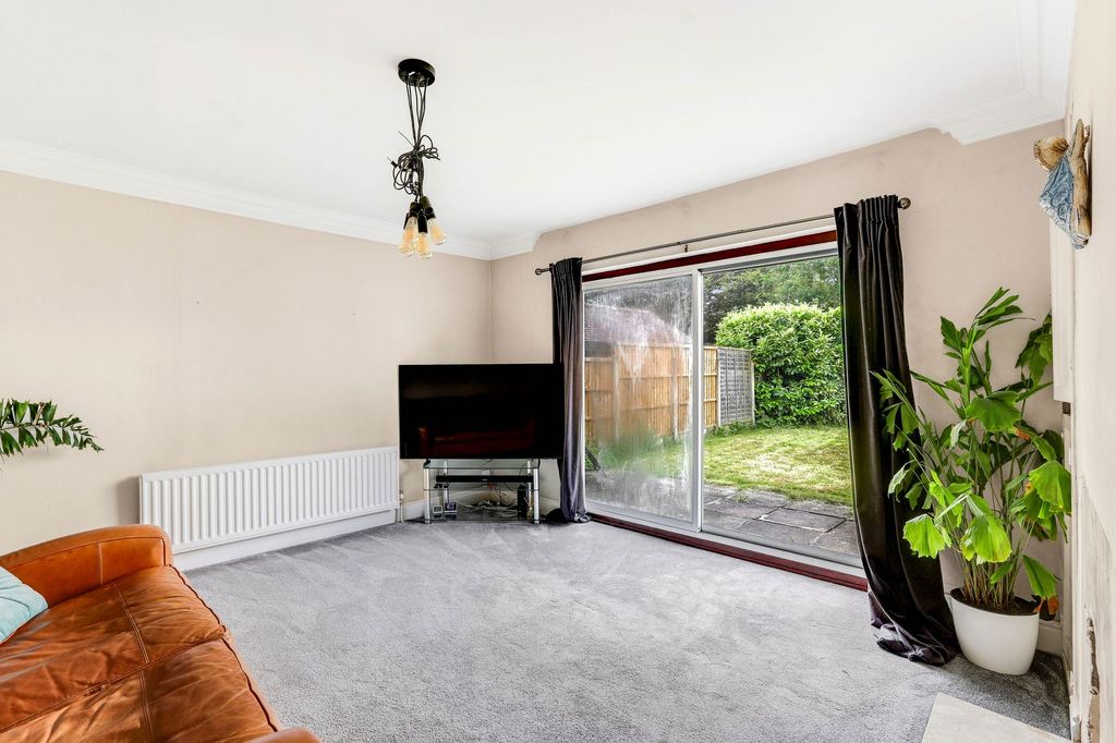 Property photo 3 of 16