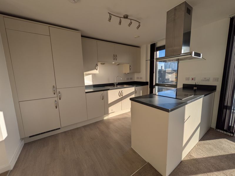 Property photo 3 of 17 Photo 2