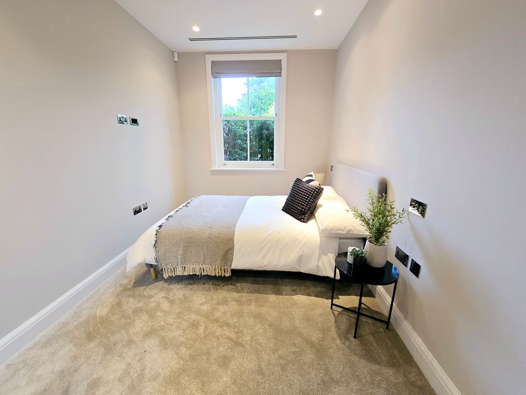 Property photo 3 of 55