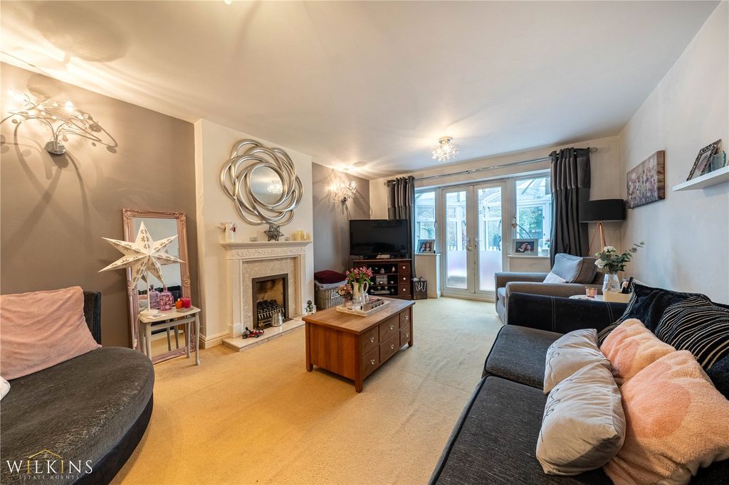 Property photo 2 of 34 Picture No. 29