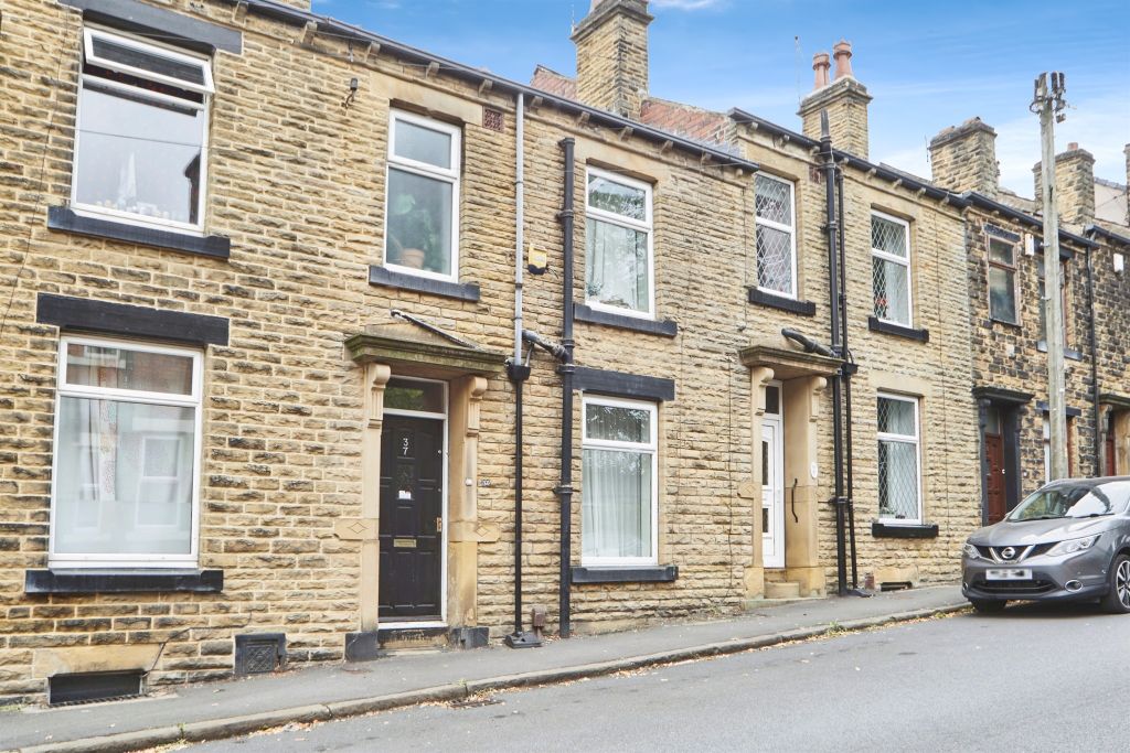 Property photo 1 of 17