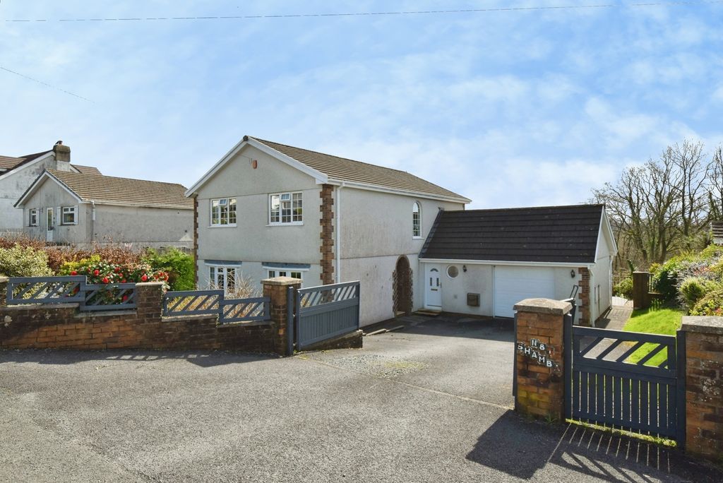 Property photo 1 of 22 Pbox-Img.Jpg