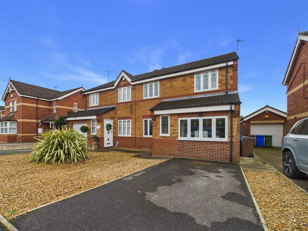 Property photo 1 of 13 Cam03303G0-Pr0295-Still019.Jpg