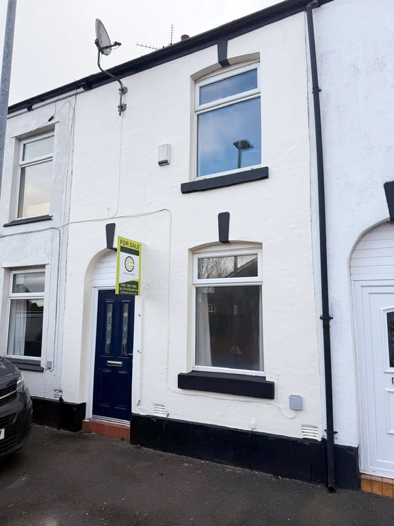 Property photo 1 of 7