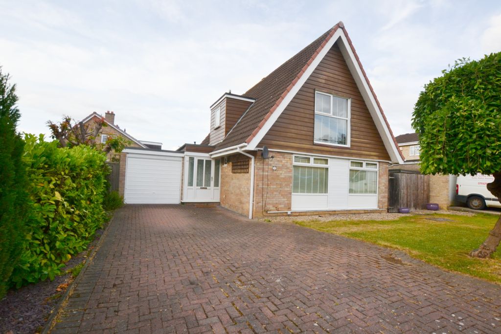 Property photo 1 of 27