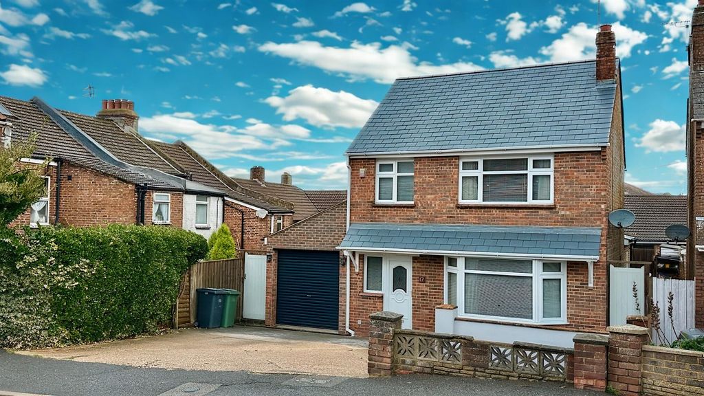 Property photo 1 of 35