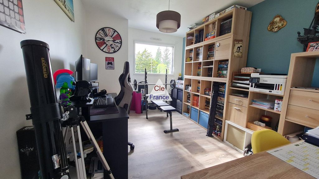 Property photo 3 of 12