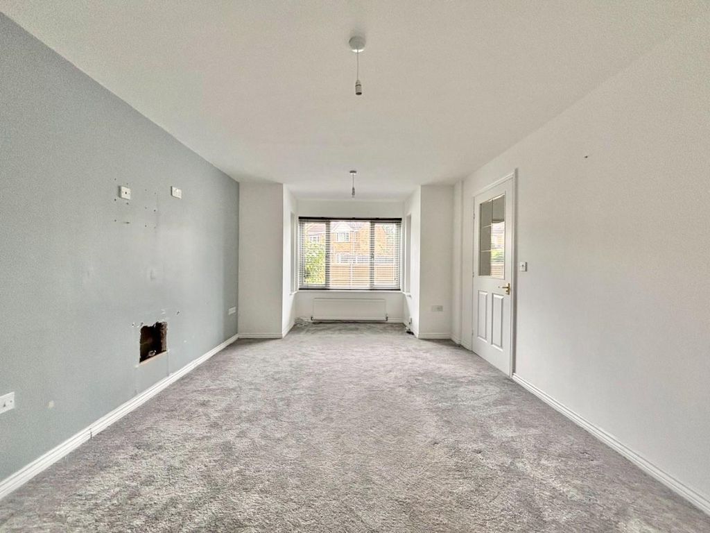 Property photo 3 of 18 23Fe4d79-F9Cb-4682-A82A-7d0E5d6E2cd8.Jpg