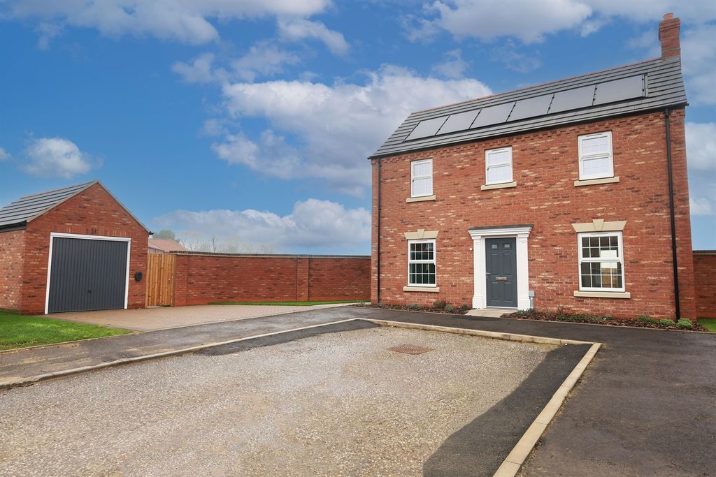 Property photo 1 of 22 (Main)