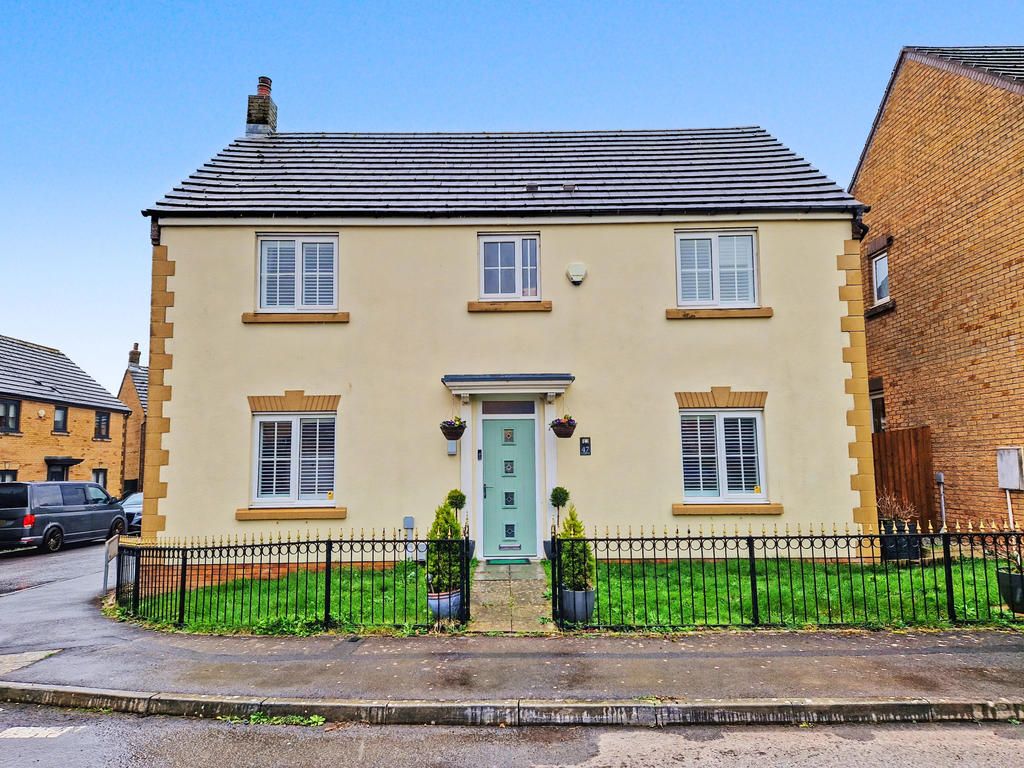 Property photo 1 of 33