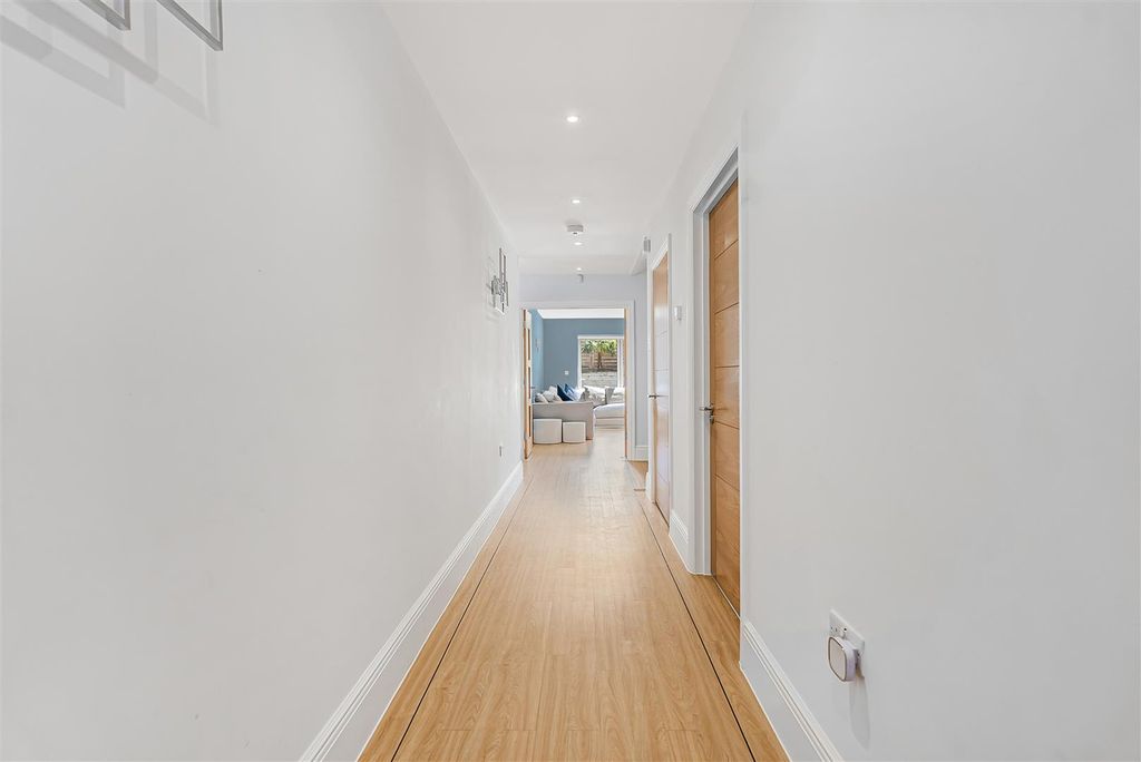 Additional image 7 of 4 bed detached house for saleBullocks Lane, Hertford SG13