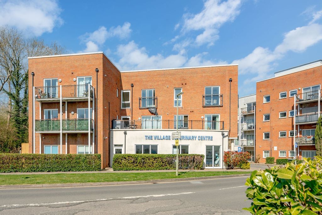 Property photo 2 of 14