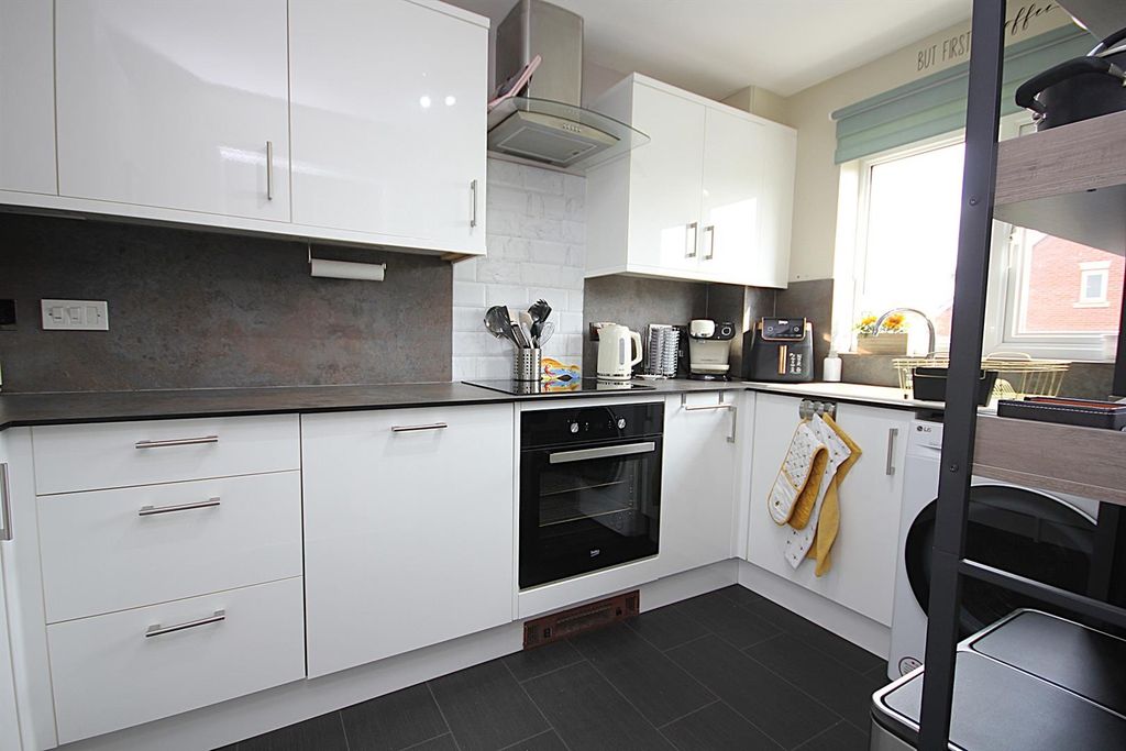 Property photo 3 of 9 Img_9886.Jpg