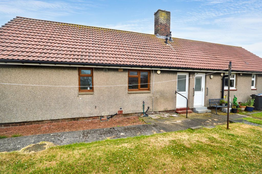 Property photo 2 of 9 Photo 7