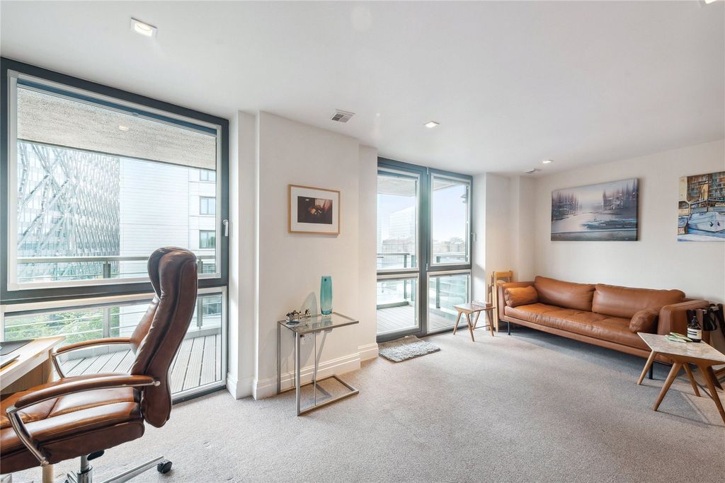 Property photo 3 of 14 Reception Room