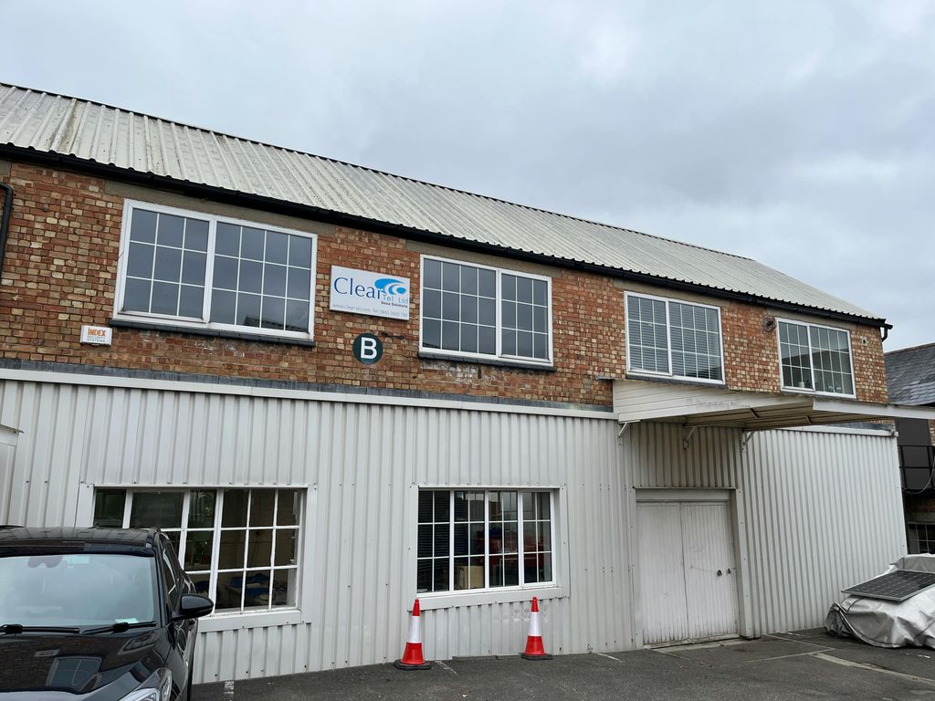 Property photo 1 of 17 20251010_133106577_Ios.Jpg