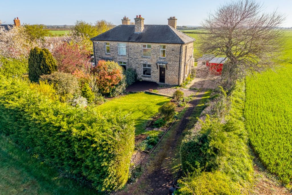 Property photo 1 of 31 High Winds Cottage (Boothby Graffoe)-2