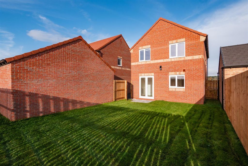 Property photo 2 of 14 P1533364.Jpg