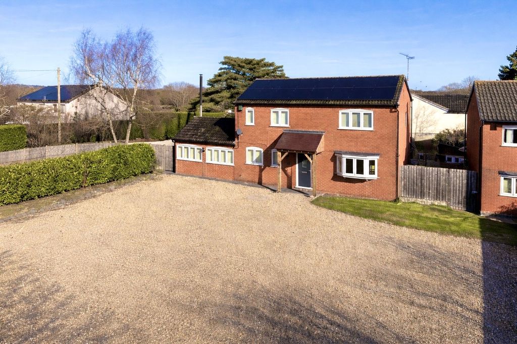 Property photo 1 of 31 Picture No. 14