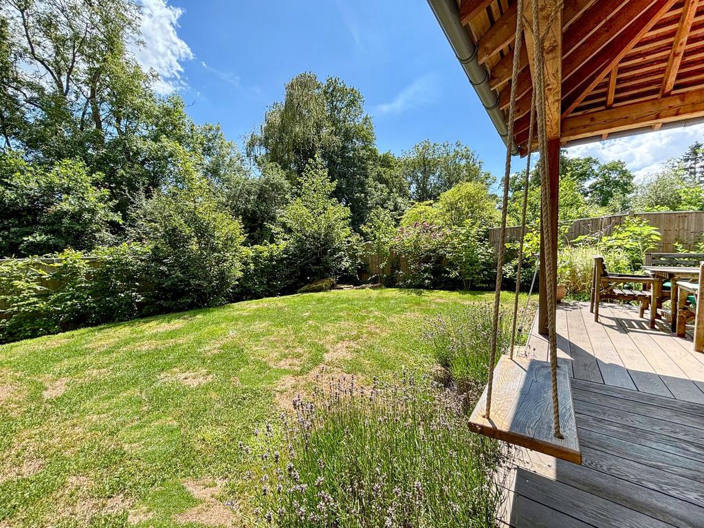 Property photo 3 of 30