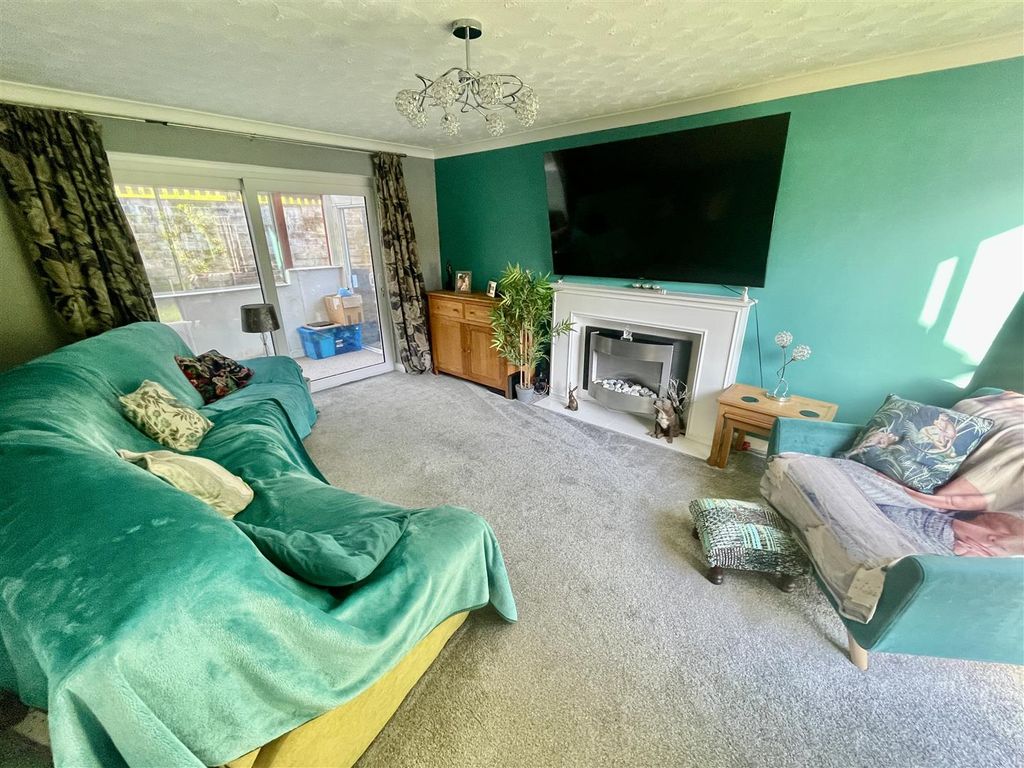 Property photo 2 of 21 Fullsizerender.Jpeg