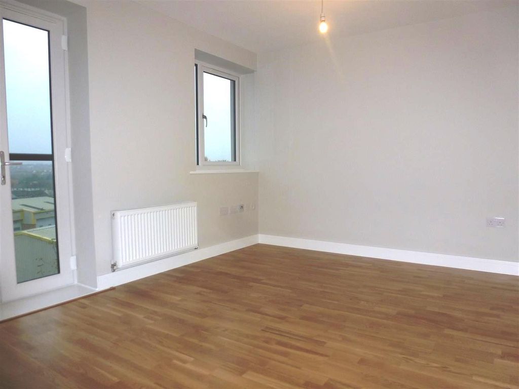 Property photo 2 of 5 Living Room