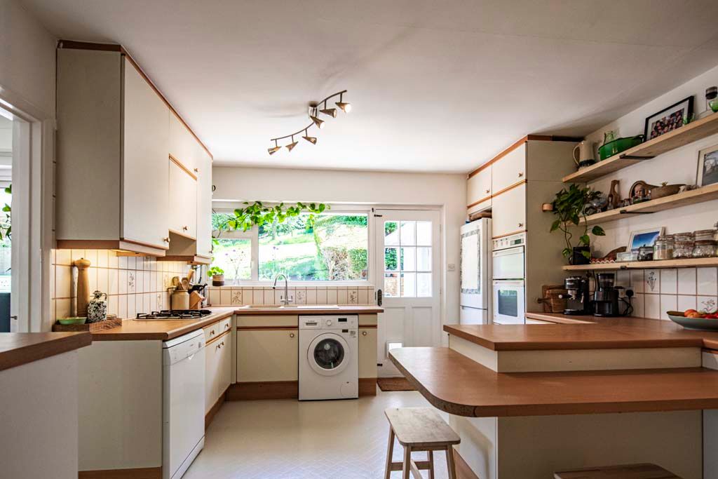 Property photo 3 of 24