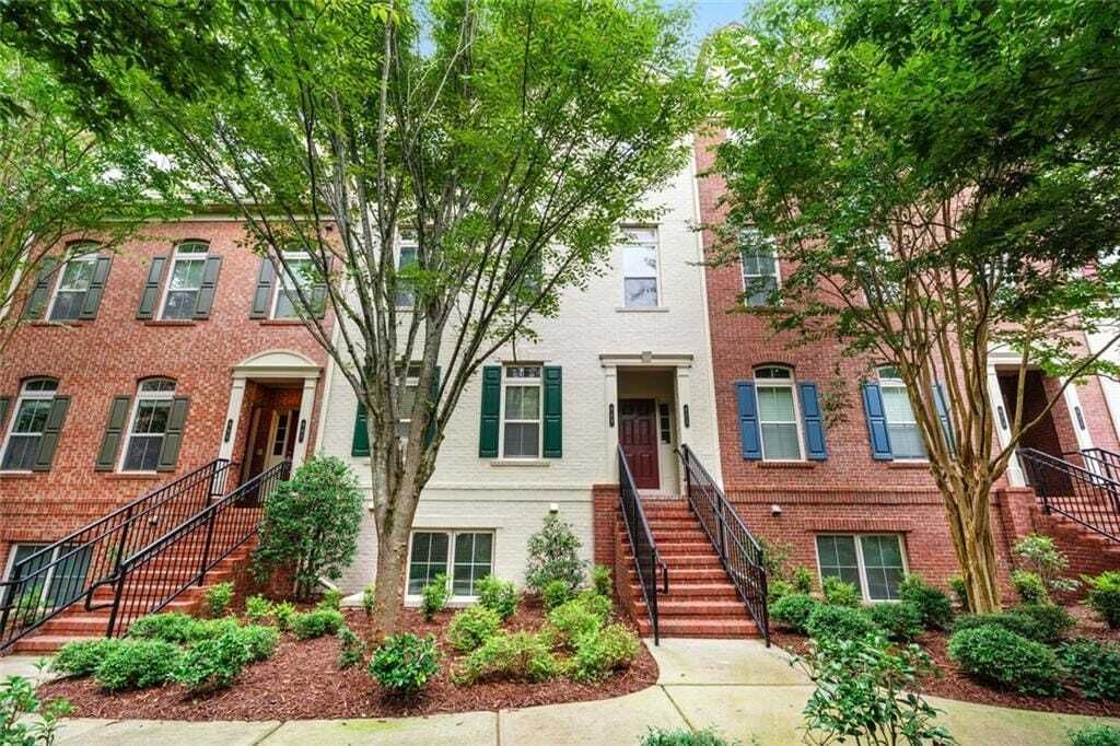 Property photo 1 of 28