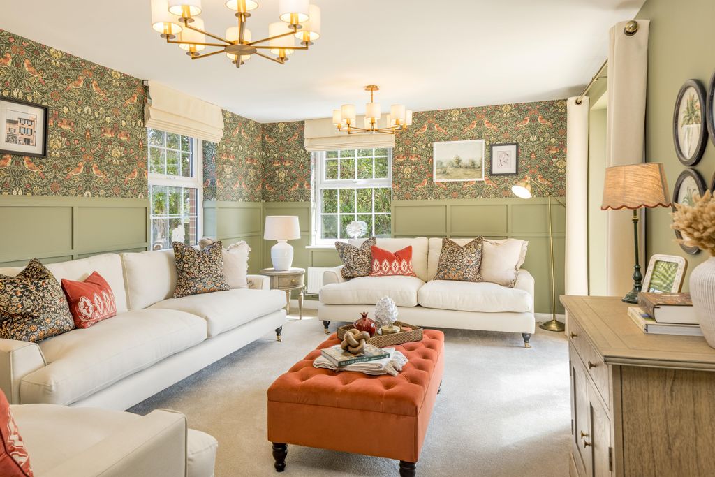 Property photo 3 of 10 Avondale Lounge
