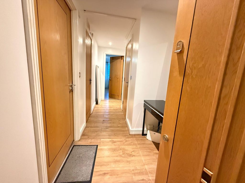 Property photo 2 of 16 Gallery