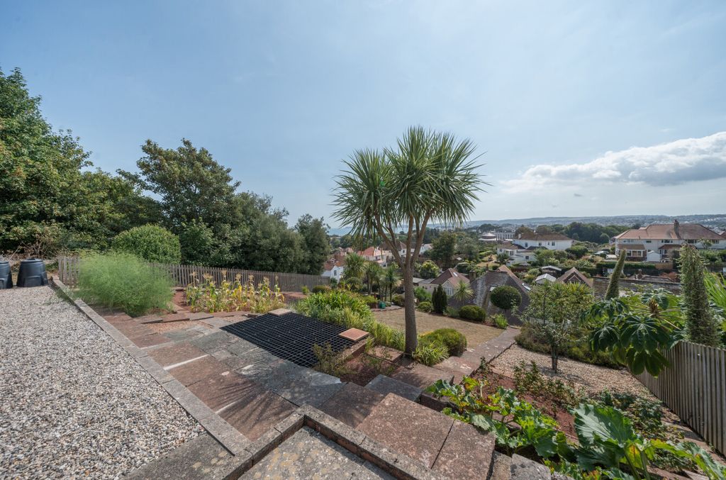 Property photo 1 of 27 1341352-23-68A877...