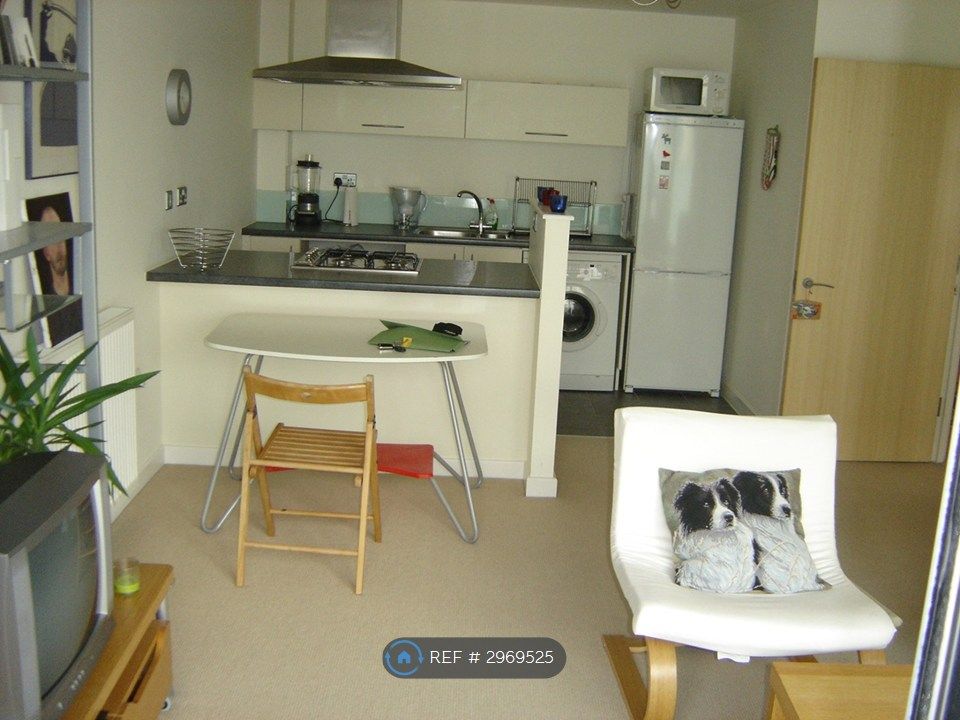 Property photo 3 of 10