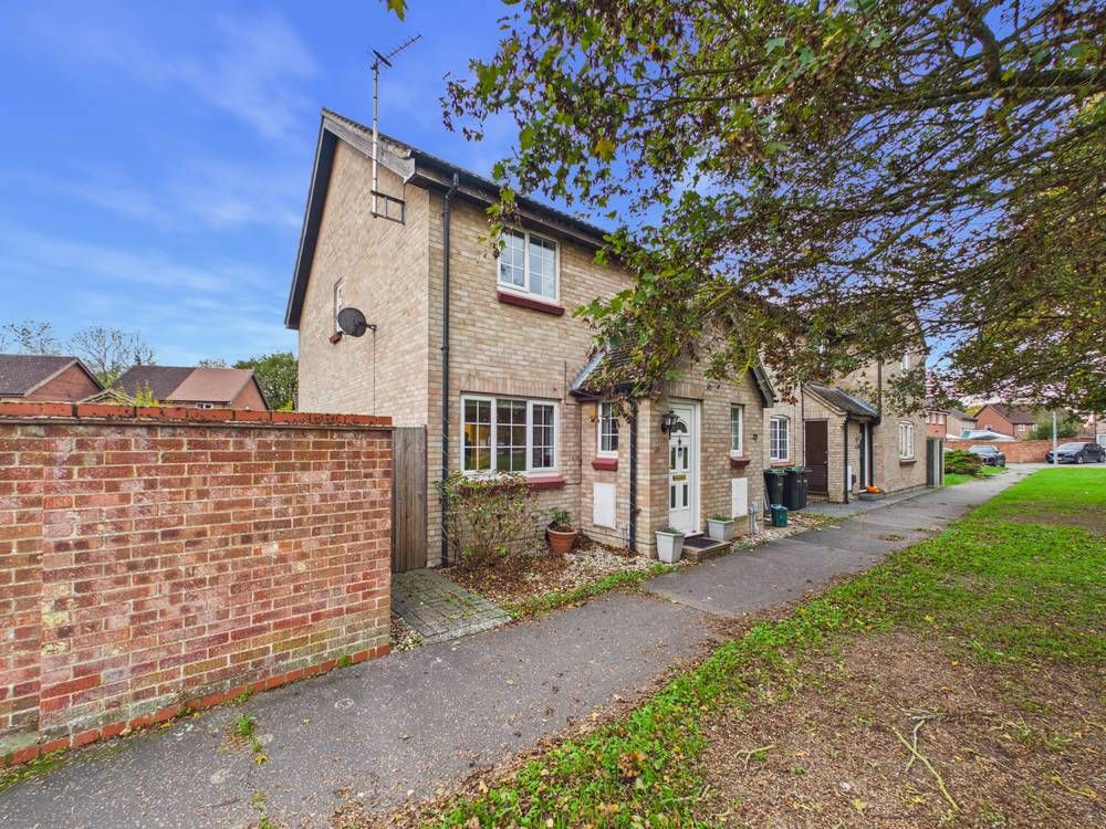 Property photo 1 of 14 Giraffe360-Still002