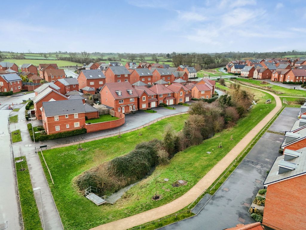 Property photo 3 of 26