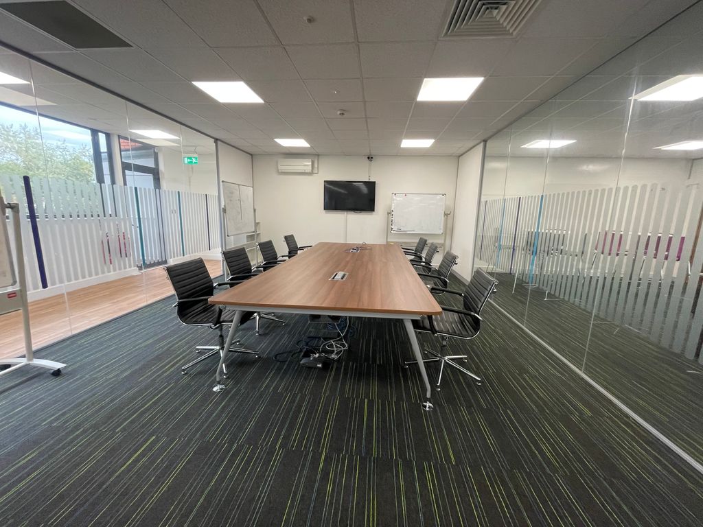 Property photo 2 of 12