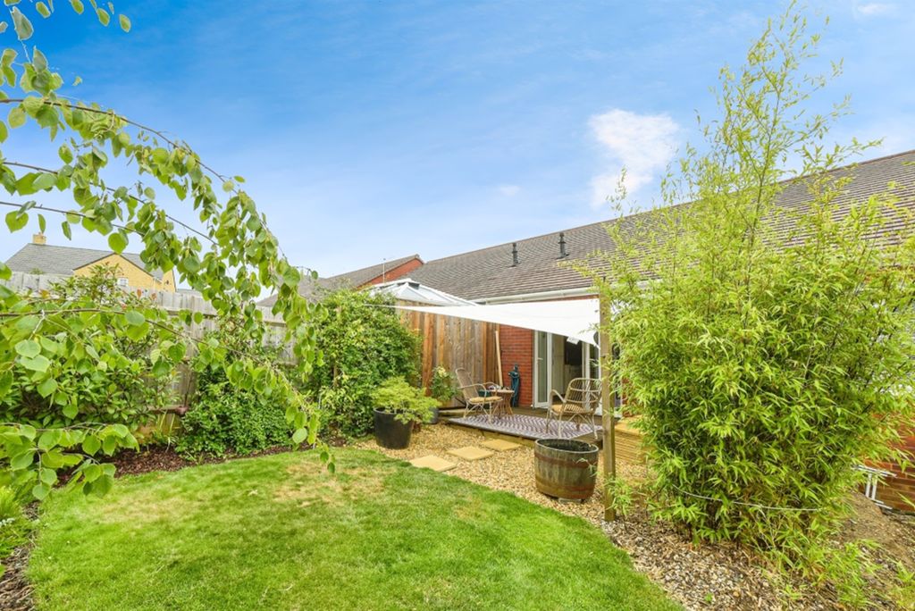 Property photo 2 of 11
