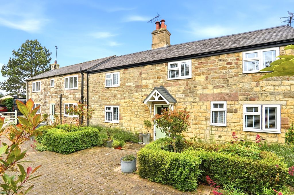 Property photo 1 of 45 Image007
