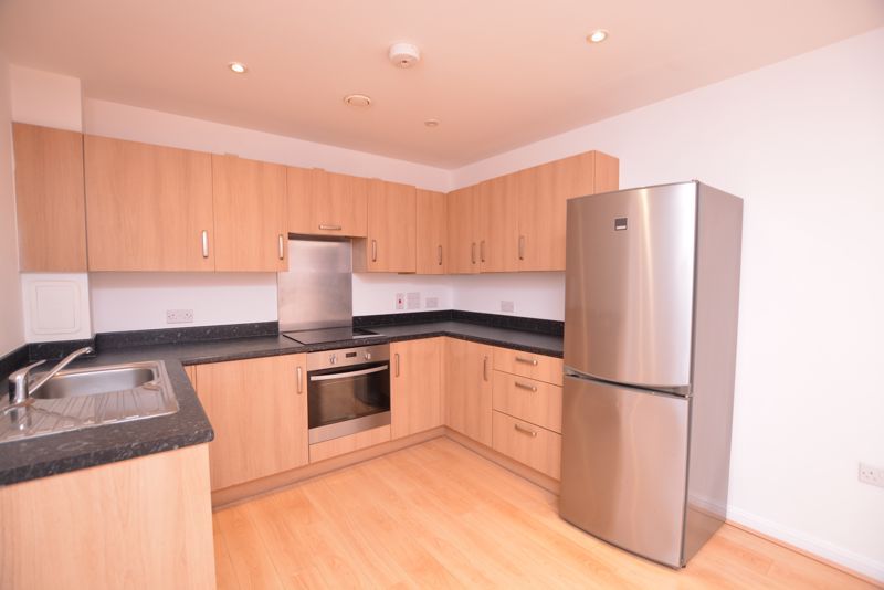 Property photo 2 of 10 Photo 3