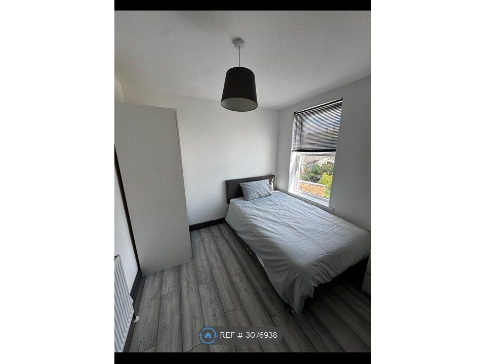 Property photo 3 of 3