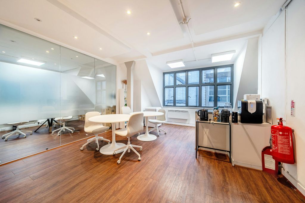 Property photo 3 of 9 1403548-2-6970Bff8c7Ea3.Jpg