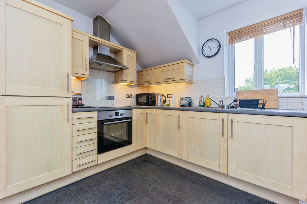 Property photo 3 of 15 Kitchen/Diner