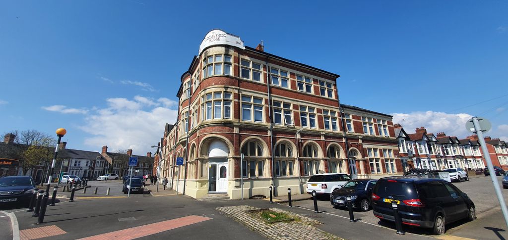 Property photo 3 of 4