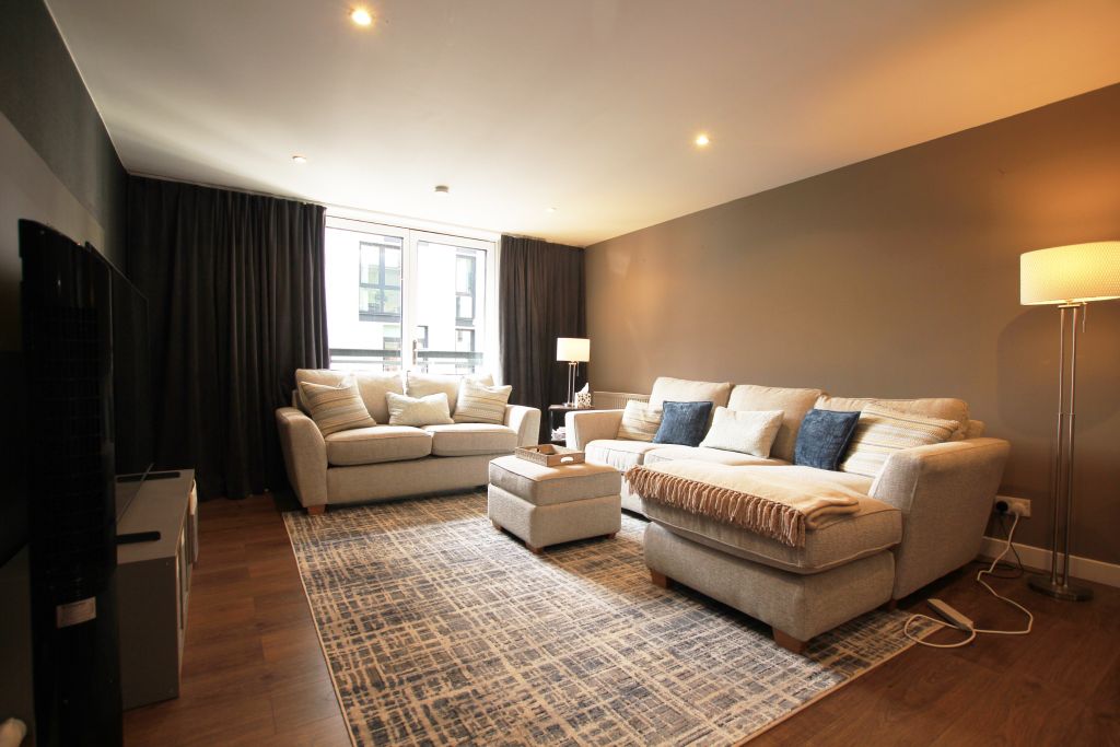 Property photo 2 of 11 Photo 2