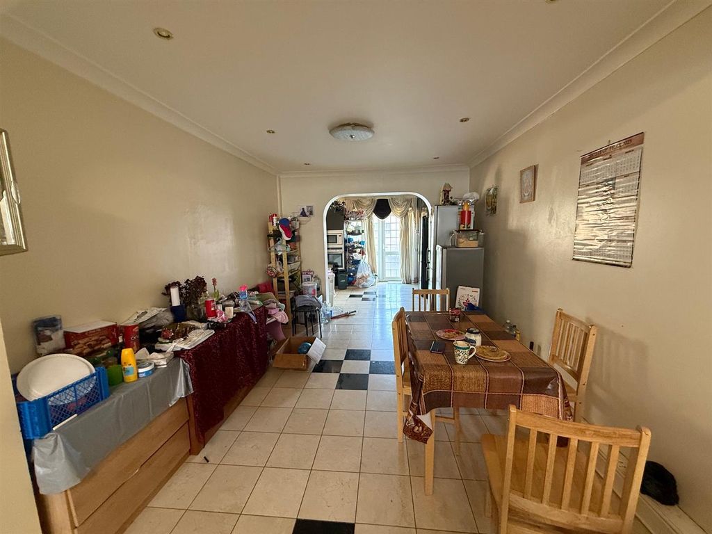 Property photo 3 of 7 Img_9861.Jpg