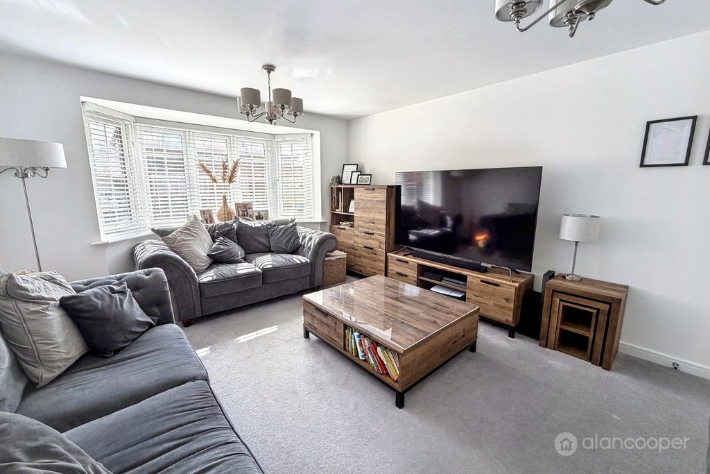 Property photo 2 of 21 5036903