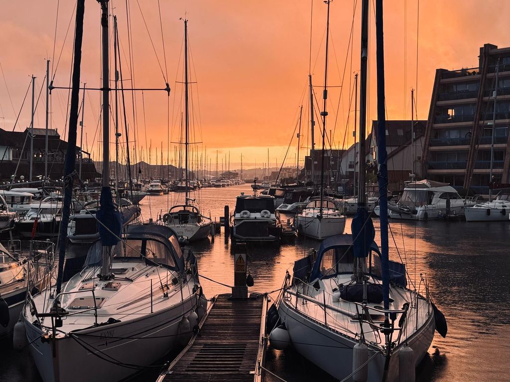 Property photo 1 of 31 Oyster Quay_Sunset2