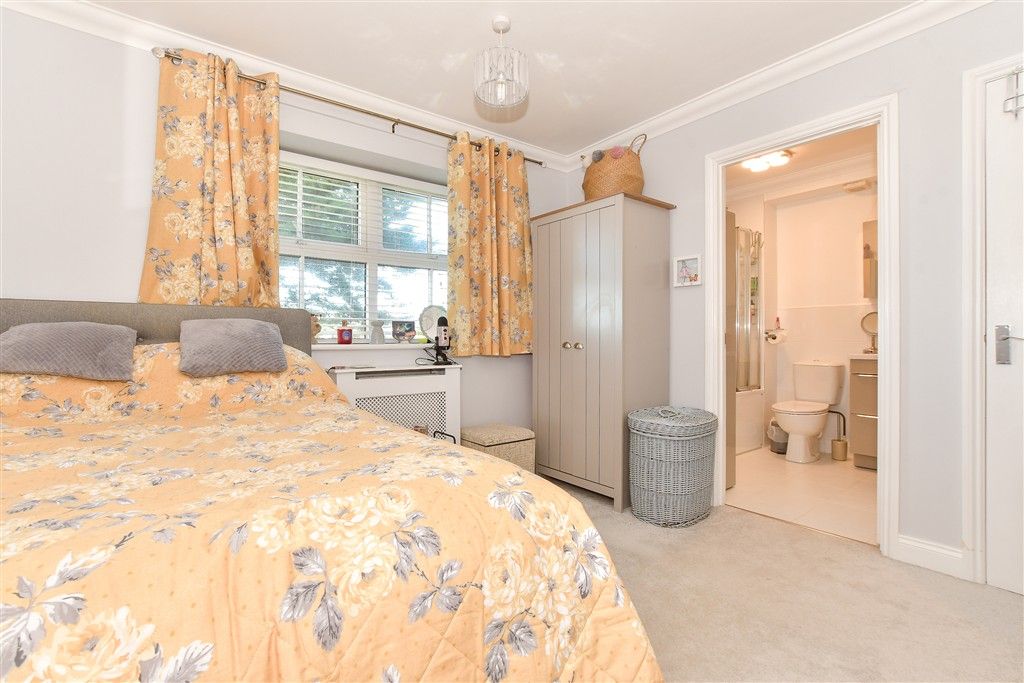 Property photo 1 of 17 Bedroom 3